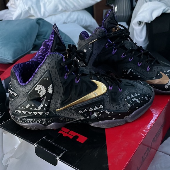 LeBron 11 Black History Month Size 8.5 - Picture 6 of 6